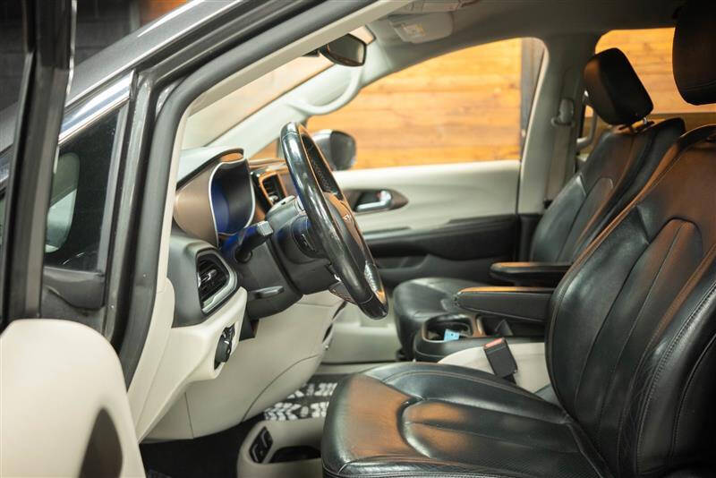 2019 Chrysler Pacifica Touring L