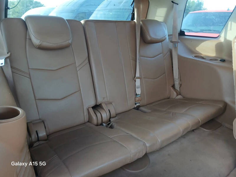 2016 Cadillac Escalade Platinum