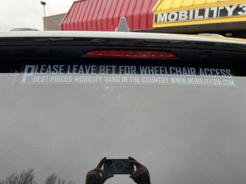 2020 Chrysler Pacifica Touring L 35th Anniversary