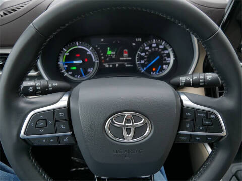 2021 Toyota Highlander Hybrid XLE