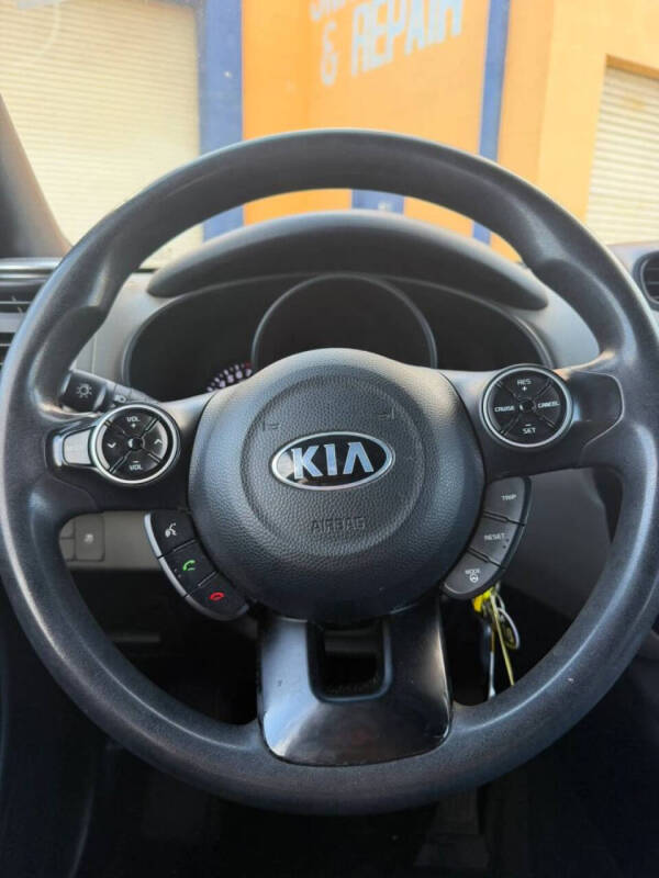 2014 Kia Soul +