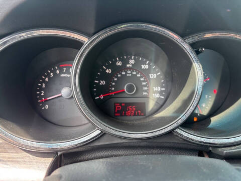 2011 Kia Sorento LX