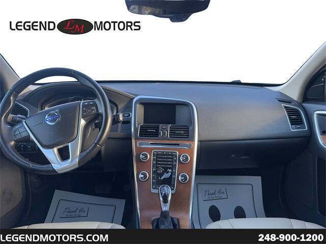 2017 Volvo XC60 T5 Inscription