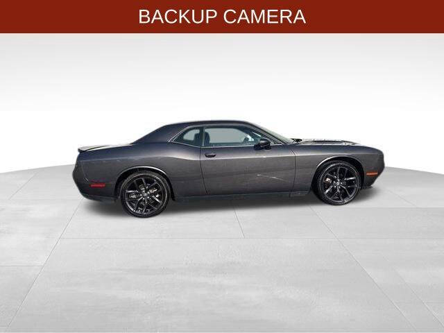 2022 Dodge Challenger SXT