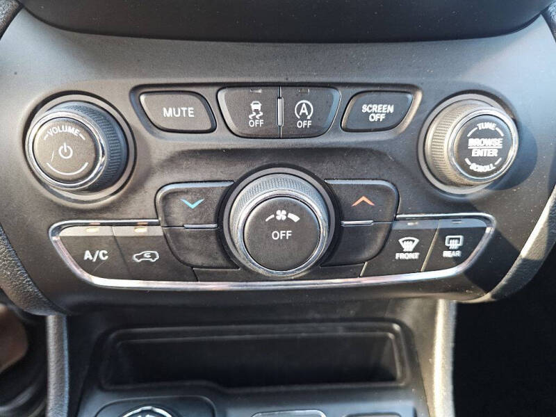 2019 Jeep Cherokee Latitude