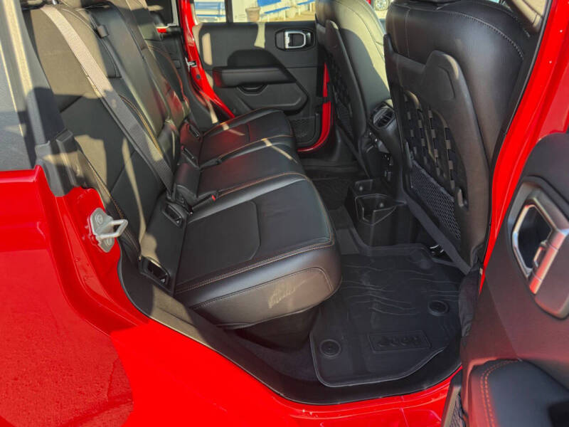 2023 Jeep Gladiator Mojave