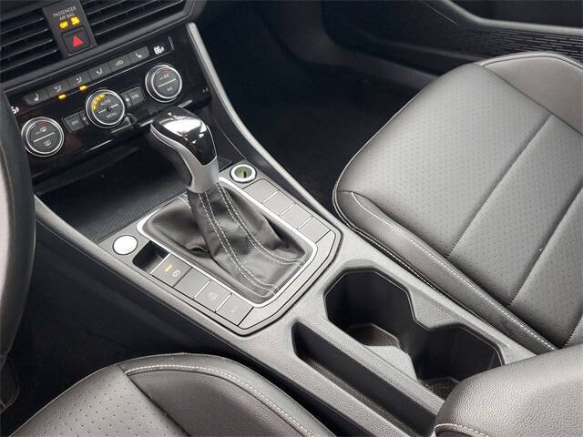 2024 Volkswagen Jetta SE