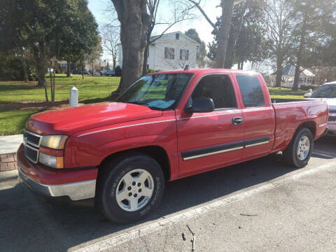 2006 Chevrolet Silverado 1500 for sale at ROBINSON AUTO BROKERS in Dallas NC