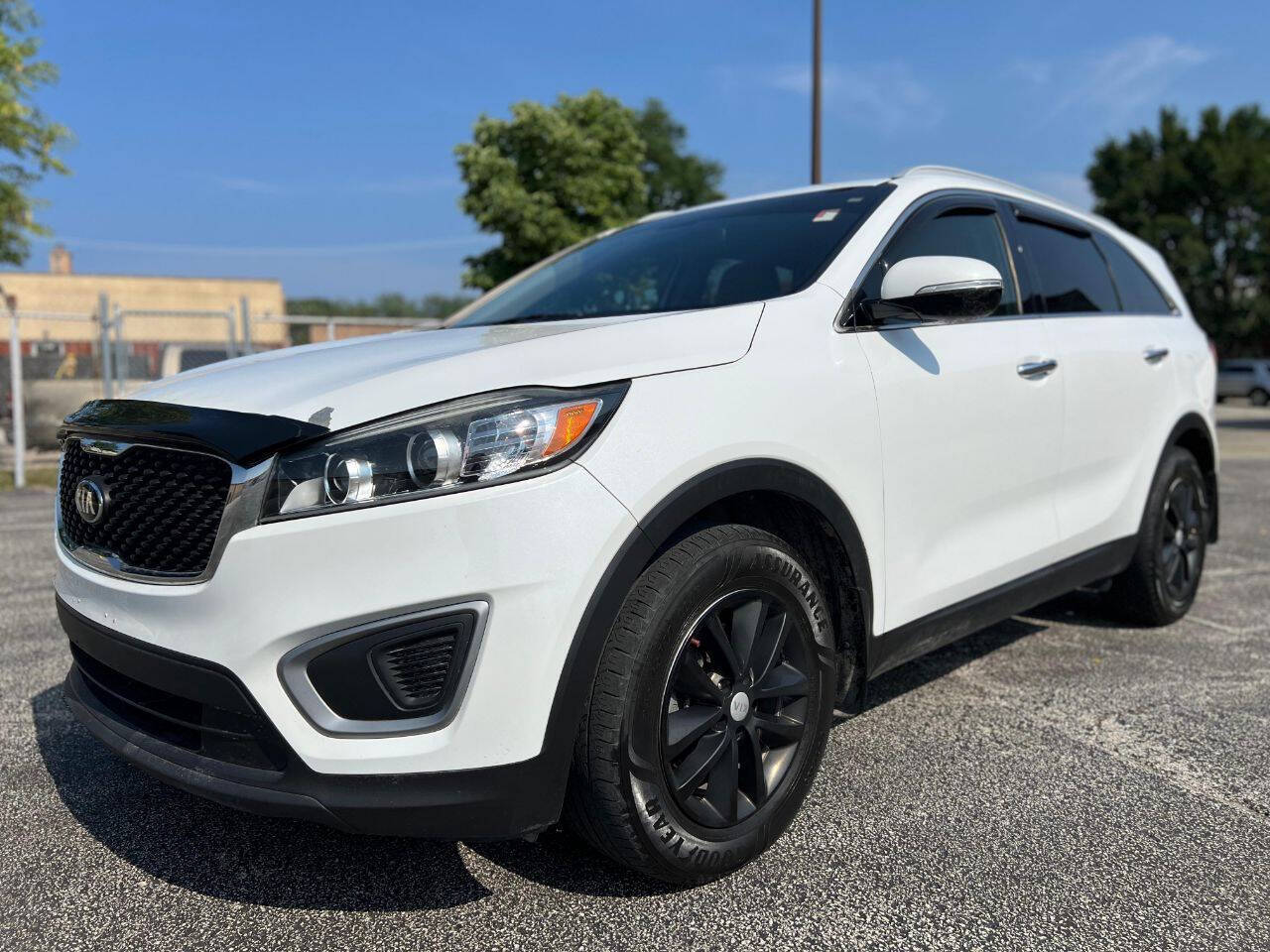 2017 Kia Sorento for sale at Ideal Cars LLC in Skokie, IL