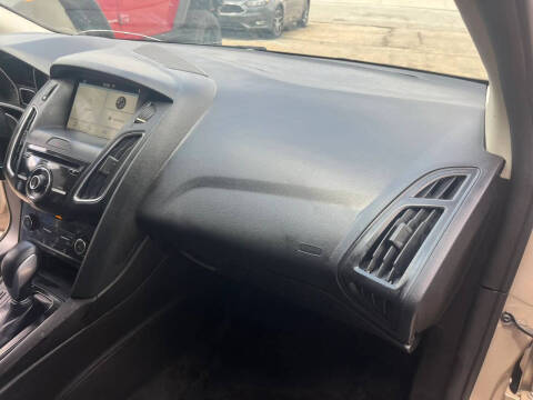 2017 Ford Focus SEL