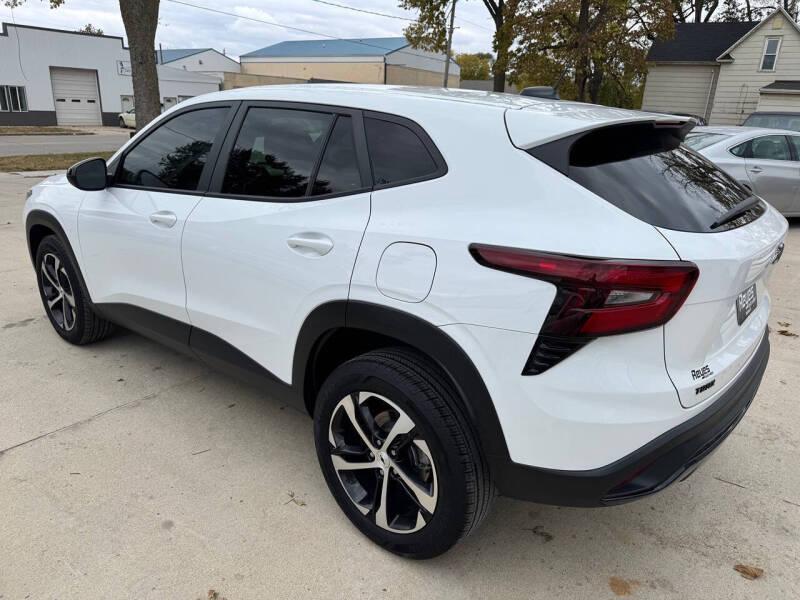 2024 Chevrolet Trax RS