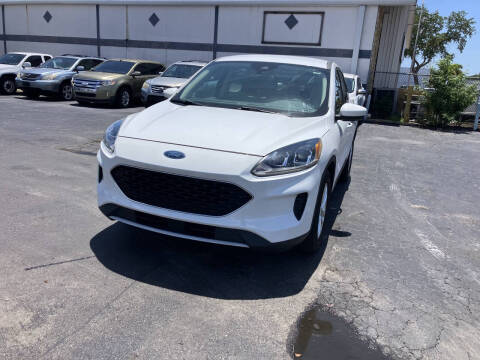 2020 Ford Escape SE
