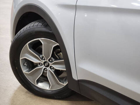 2016 Hyundai Santa Fe SE