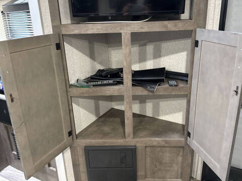 2022 Venture RV Sonic