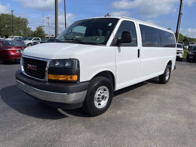 2021 GMC Savana Passenger LS 3500
