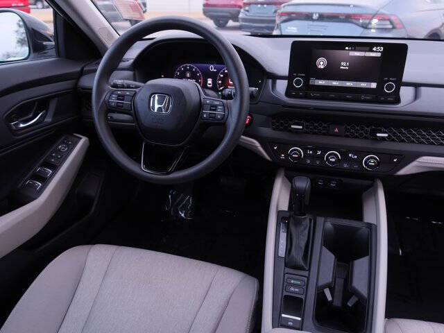2025 Honda Accord SE