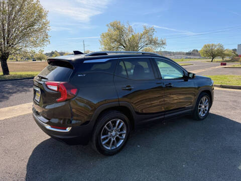 2024 GMC Terrain SLT