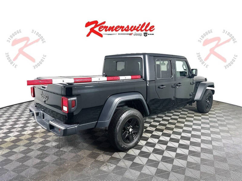2023 Jeep Gladiator Sport