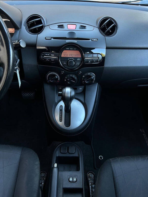 2014 Mazda MAZDA2 Sport