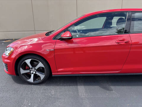 2016 Volkswagen Golf GTI S