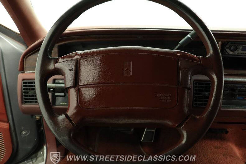 1992 Oldsmobile Custom Cruiser