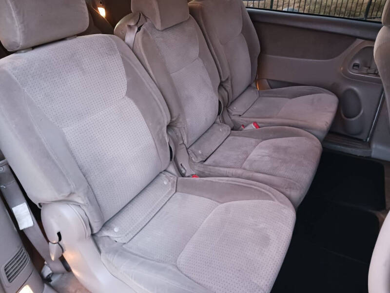 2008 Toyota Sienna LE photo 11