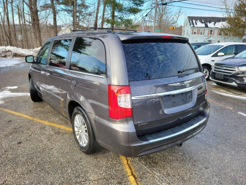 2014 Chrysler Town and Country 30th Anniversary