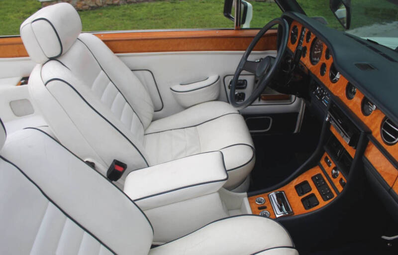 1989 Rolls-Royce Corniche