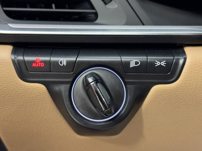 2022 Porsche 911 Targa 4S