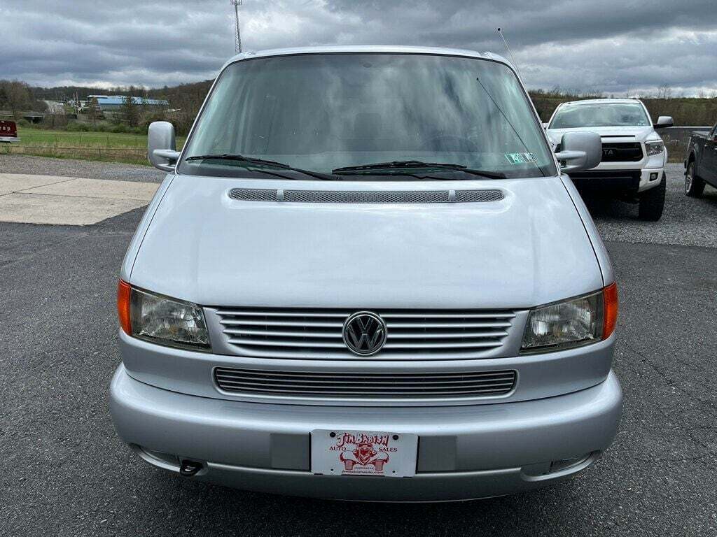 2002 Volkswagen EuroVan 8
