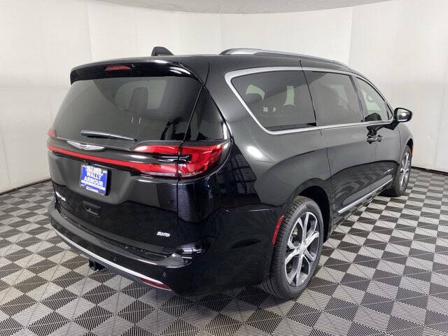 2026 Chrysler Pacifica Pinnacle