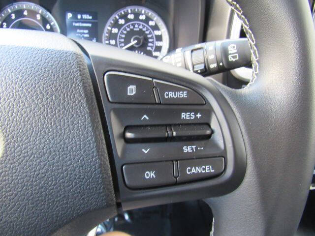 2022 Hyundai Venue SEL