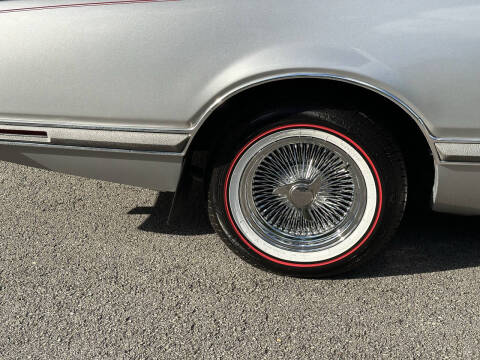 1975 Ford Thunderbird