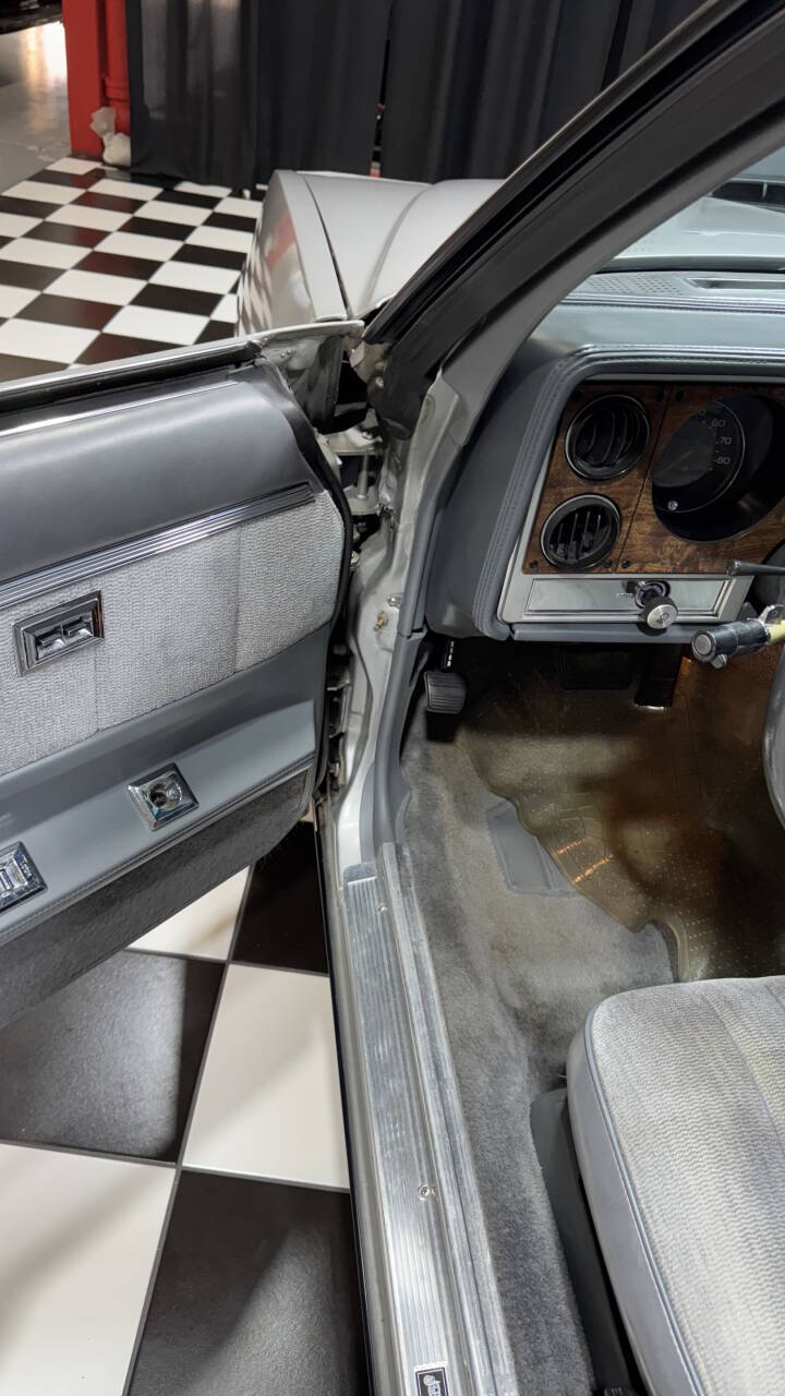 1986 Pontiac Grand Prix 23