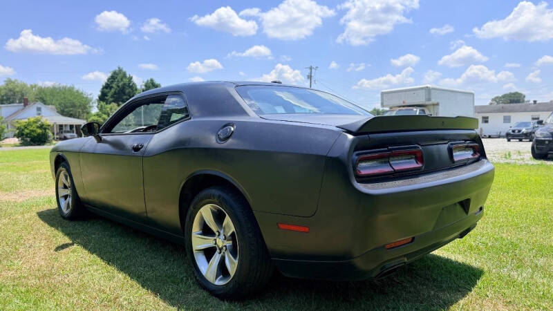 2020 Dodge Challenger SXT