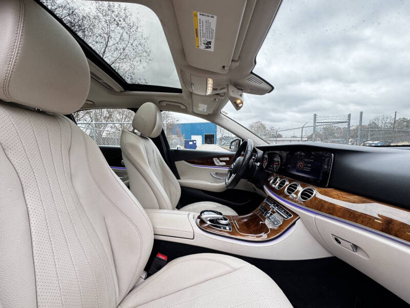 2019 Mercedes-Benz E-Class E 300