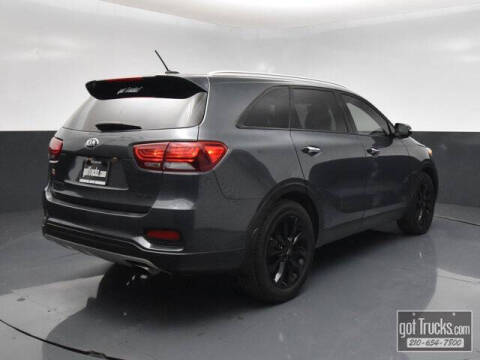 2020 Kia Sorento EX V6