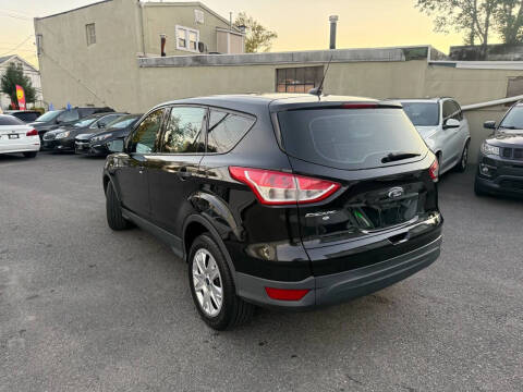 2014 Ford Escape S
