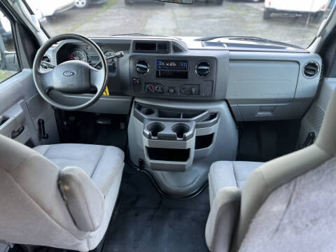 2010 Ford E-Series E-150