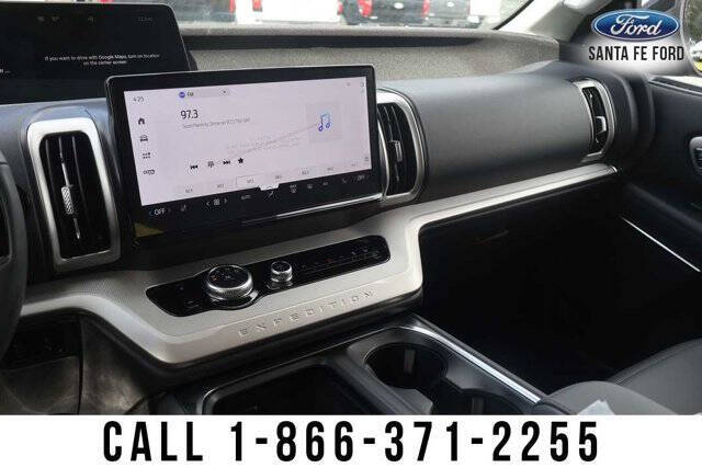2027 Ford Expedition MAX Active