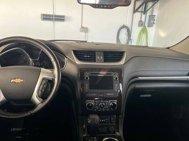 2017 Chevrolet Traverse LT