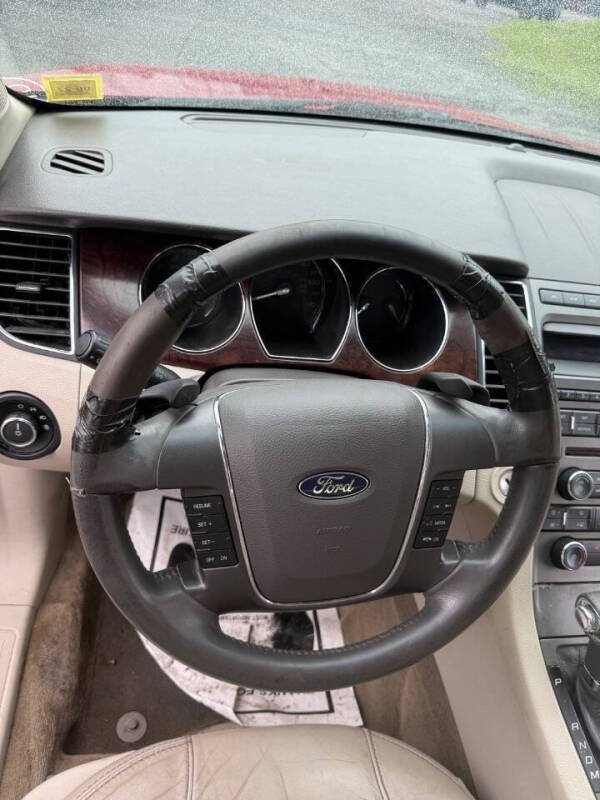 2012 Ford Taurus SEL