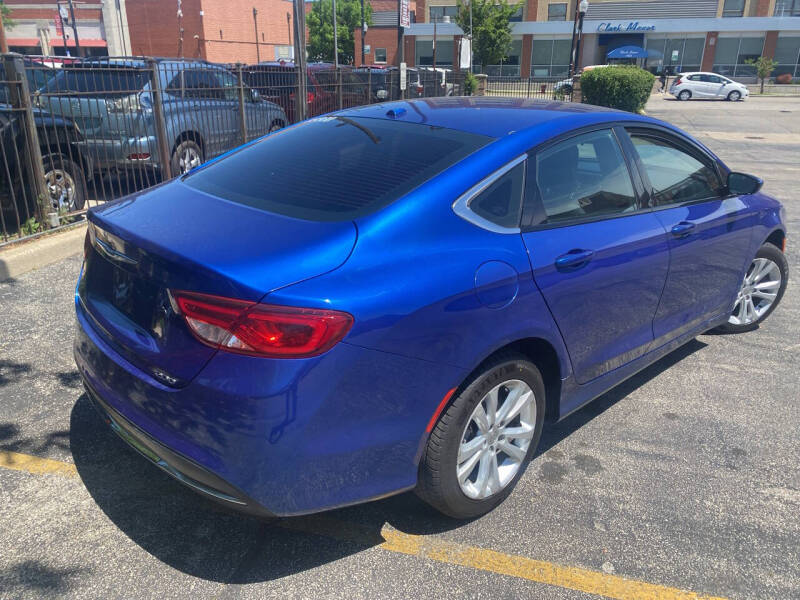 2015 Chrysler 200 Limited