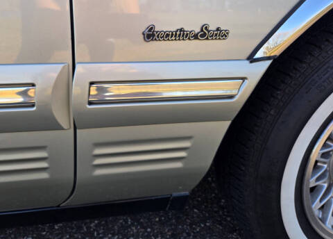 1997 Lincoln Town Car Executive