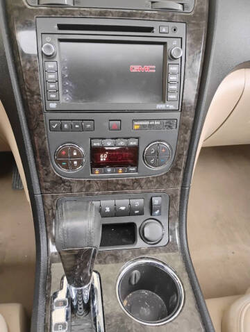 2011 GMC Acadia Denali