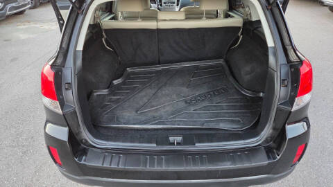 2011 Subaru Outback 2.5i Limited