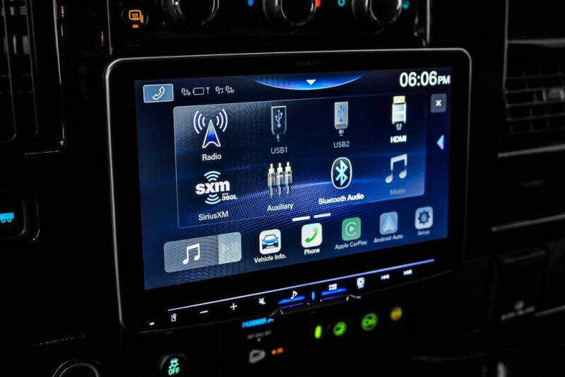 2023 GMC Savana 2500