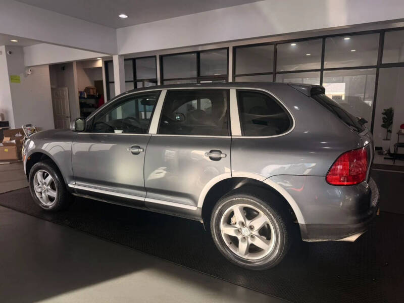 2004 Porsche Cayenne S