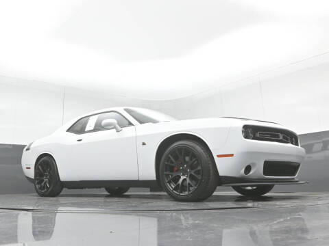 2017 Dodge Challenger R/T Plus