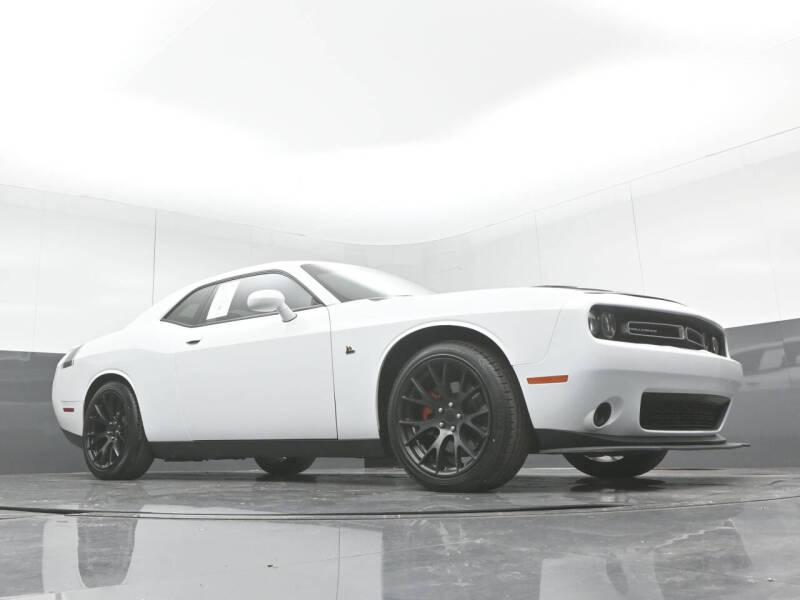 2017 Dodge Challenger R/T Plus